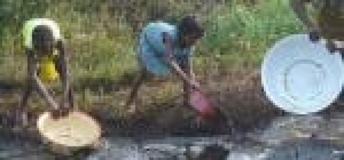 Oil spill shuts down fishing in 10 Delta communities