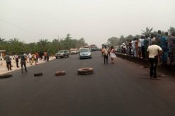 Protesters shut Lagos/Benin Road over extortion
