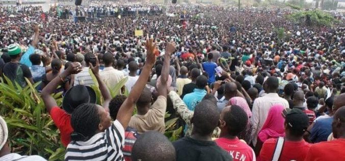 Youths barricade NGF Secretariat, demand attention on healthcare facilities