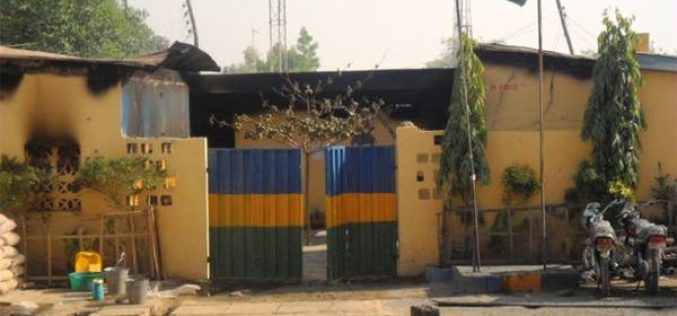 BREAKING: Suspected hoodlums set police station ablaze in Imo