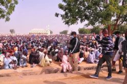 Zulum visits Dikwa, shares N115m, food to 34,000 