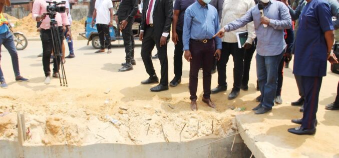 Flood: Warri/Uvwie drainage ‘ll be ready by 2022 – Okowa