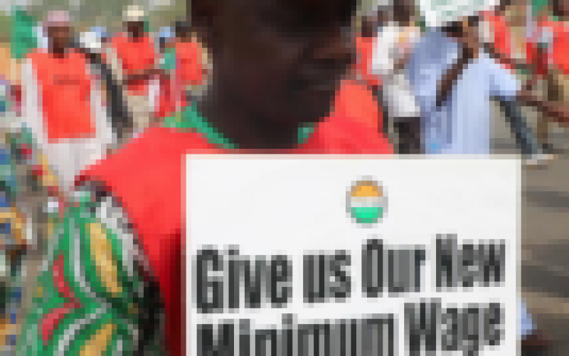 NLC threatens strike over minimum wage