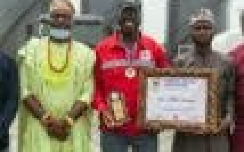 OYC honours Samson with Obafemi Awolowo Leadership Award