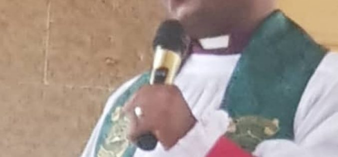 Cleric urges Nigerians to pray for unity, security