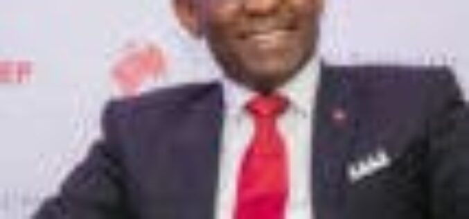 Okowa felicitates with Tony Elumelu at 58