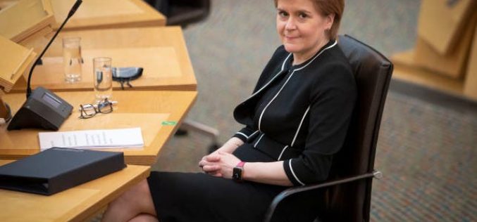 Scottish leader survives confidence vote in parliament