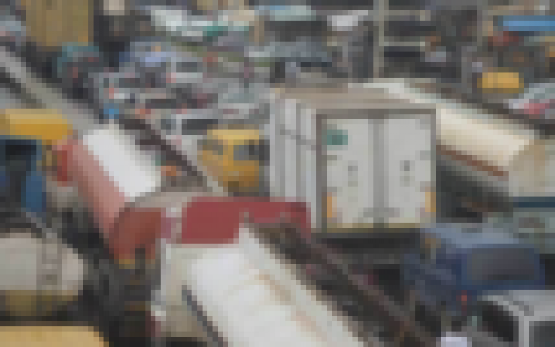 Gridlock: Sanwo-Olu abandons Oshodi-Apapa expressway, as motorists, commuters lament plight