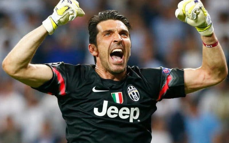 Juventus goalie Buffon gets one-match ban for blasphemy
