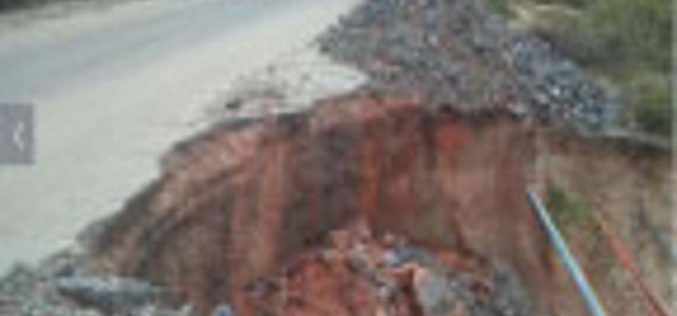 Horror for motorists, passengers as massive craters takeover Calabar-Uyo road