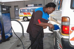 Breaking: FG apologises to Nigerians over N212.61 per litre new petrol price