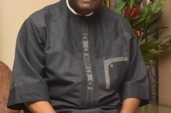 Marc Wabara makes case for restructuring at Business Hallmark lecture series