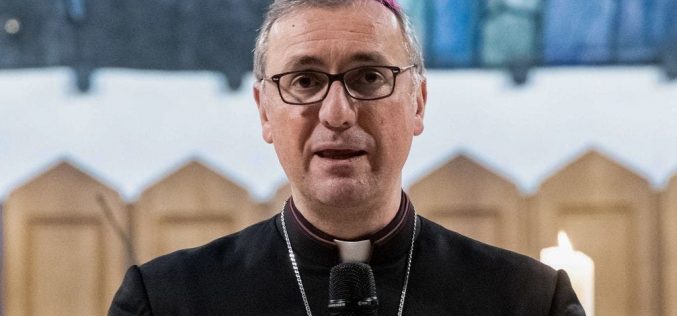 Hamburg archbishop offers to quit after report on abuse scandals