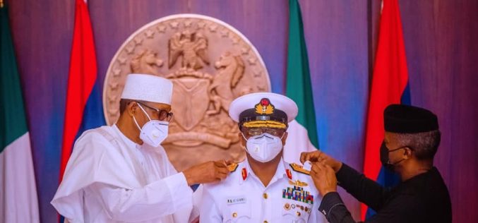 PhotoNews: Moment Buhari decorates new Service Chiefs