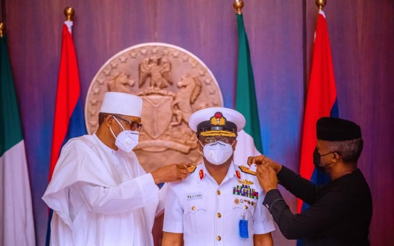 PhotoNews: Moment Buhari decorates new Service Chiefs