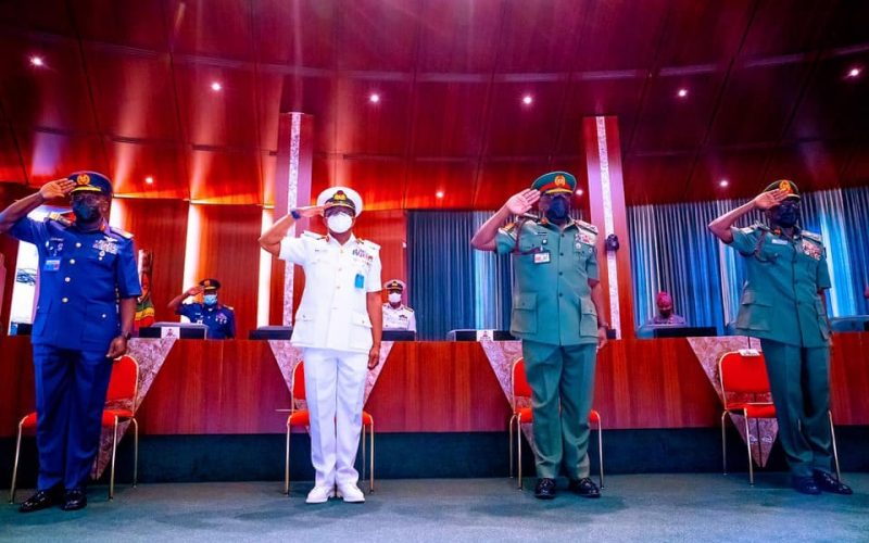 Insecurity: You have few weeks to deliver, Buhari tells Service Chiefs