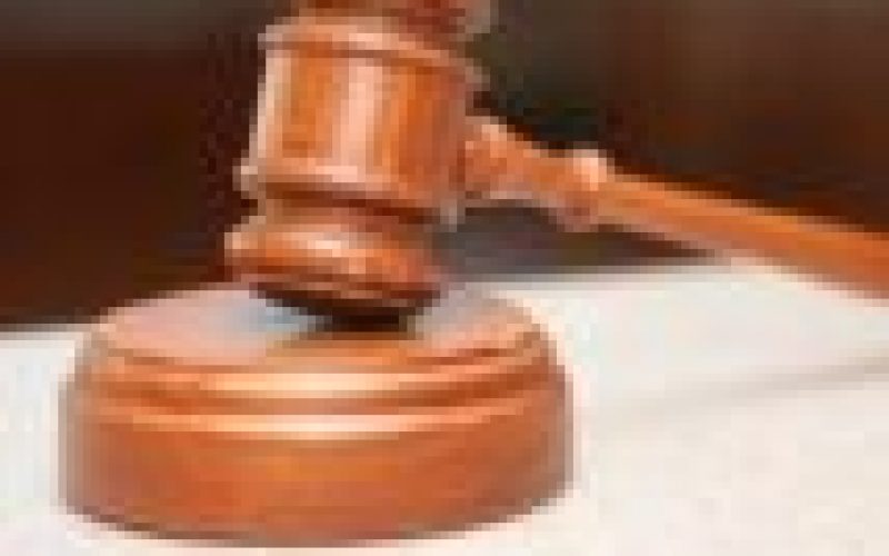 Plaintiff loses after lawyer refuses to wear mask in court