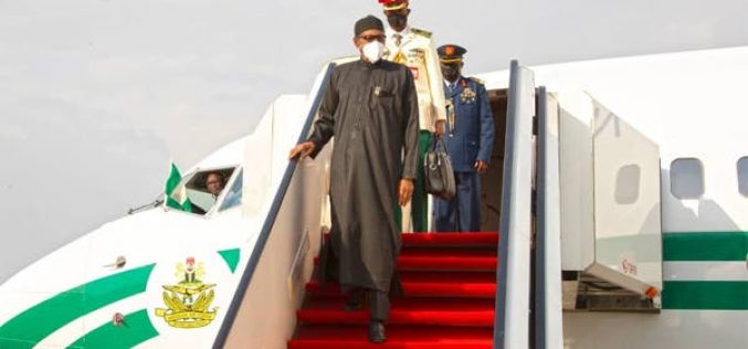 UPDTED: After 15 days in London, Buhari returns to Nigeria