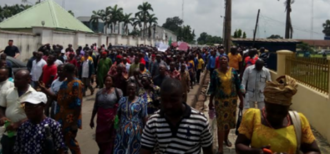 Breaking: Delta community barricades oil company premises, protests against marginalisation