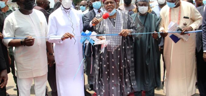 It costs more to construct roads in Niger Delta – Ishaku