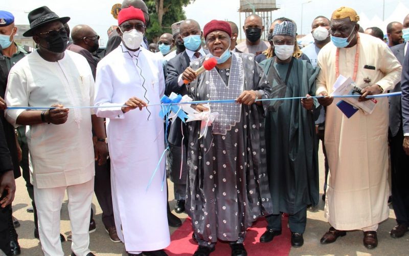 It costs more to construct roads in Niger Delta – Ishaku