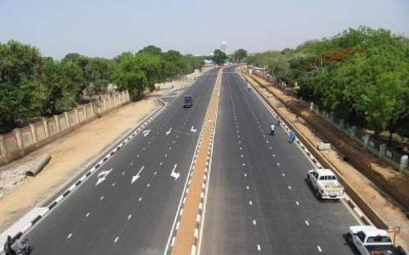 FG’s efforts on road projects in S’West deserve commendation – Road users