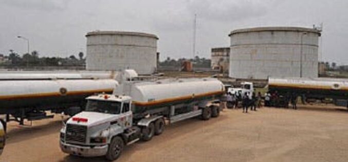 NNPC increases daily Petrol Truck from 550 to 1,661 to eliminate queues