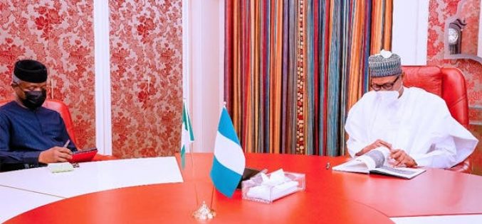 Buhari receives briefings from Osinbajo