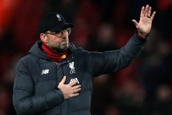 Klopp urges Liverpool to make late top four bid