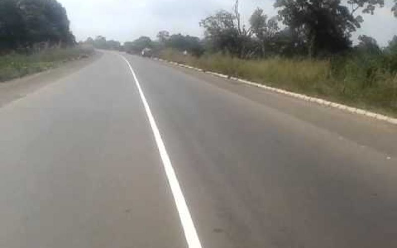 [Happening] Ezilo-Iyonu Crisis: Commuters, drivers trapped along Abakaliki-Enugu Expressway