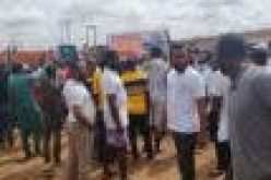 Gridlock as commuters block Benin-Warri federal road