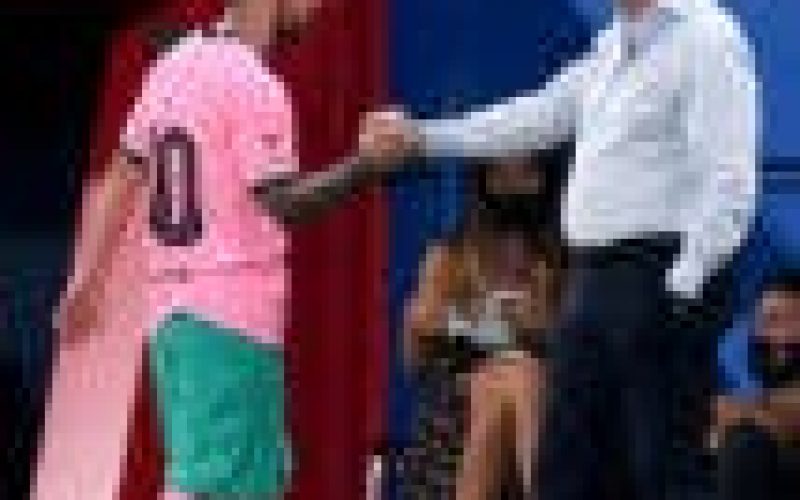 Koeman: Barca will do everything to keep Messi