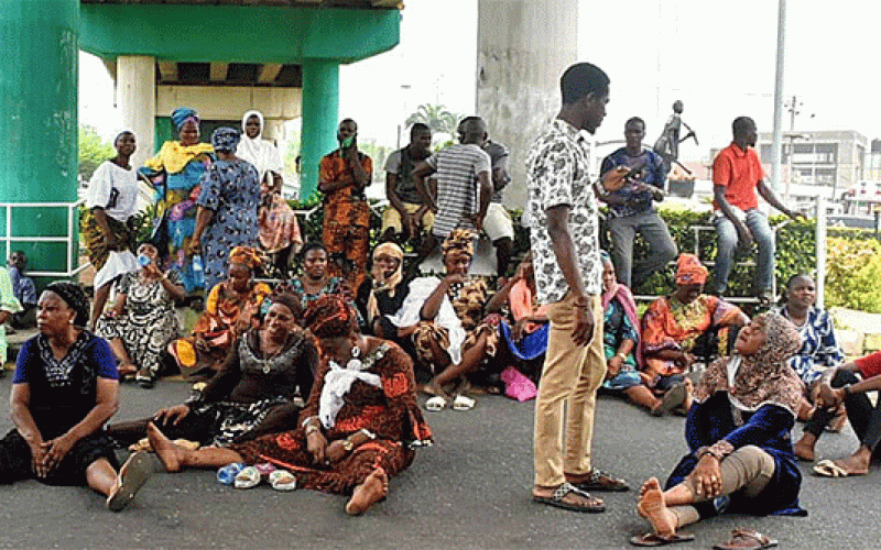 PICTORIAL: Protest grounds Ibadan, as Customs break into Bodija rice traders’ shops