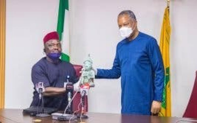 FG receives stolen Ile-Ife Artifact from Mexico