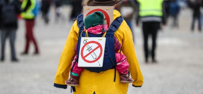Human rights court OKs fines for parents refusing to vaccinate kids