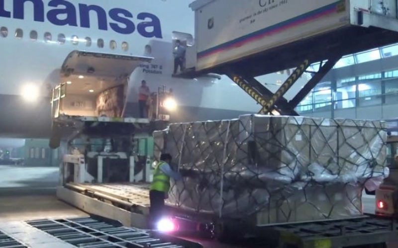 Medical supplies arrive in India as coronavirus cases hit new records