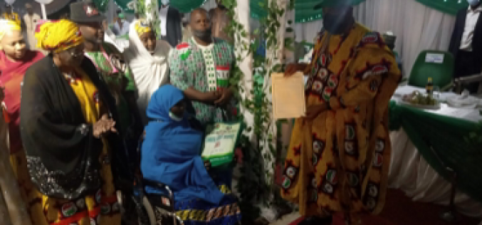 Ganduje extends retirement age for teachers, lecturers to 65