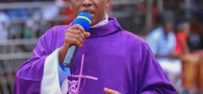 I was detained because of Nnamdi Kanu – Fr Mbaka