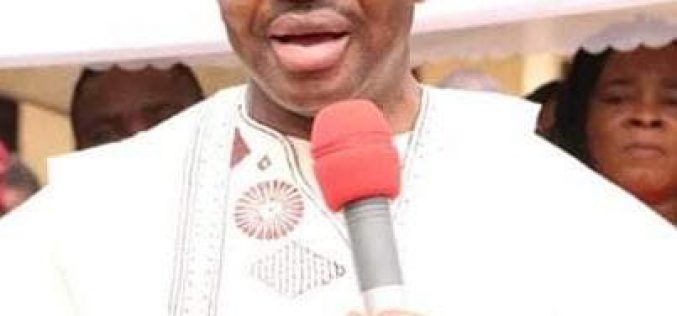 Insecurity: Gov Emmanuel donates N60m for bereaved families of slain policemen