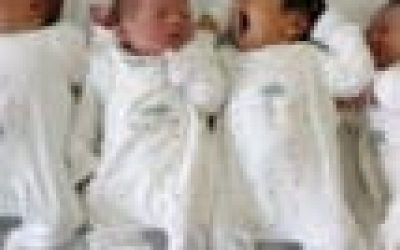 Gynecologist denies belief that most babies are born at night