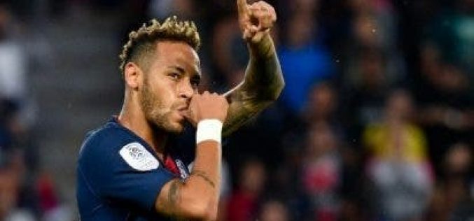 Neymar extends PSG deal until 2025
