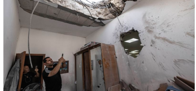Israeli Strikes Hit Gaza Tunnels As Diplomats Work For Truce