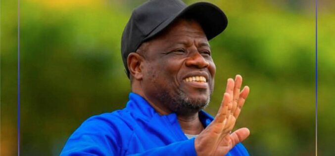 Shooting Stars appoint former Super Eagles coach Salisu Yusuf ahead of new season