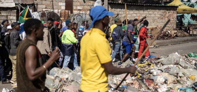 Three foreigners injured in South Africa anti-migrant march