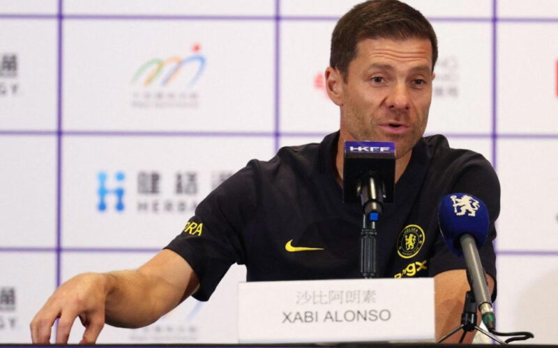 No decision on Mudryk future after Chelsea return – Alonso