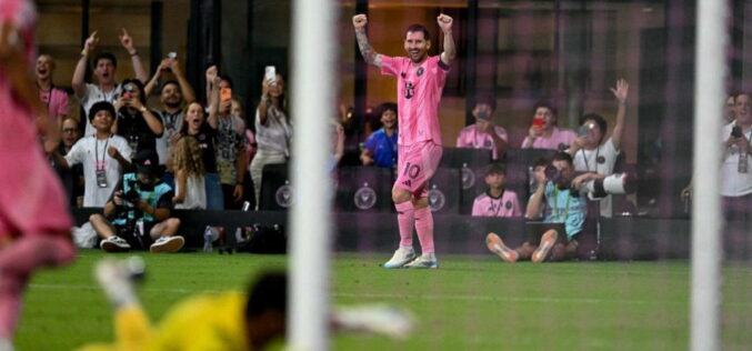 Messi scores twice to set Leagues Cup record in Miami victory