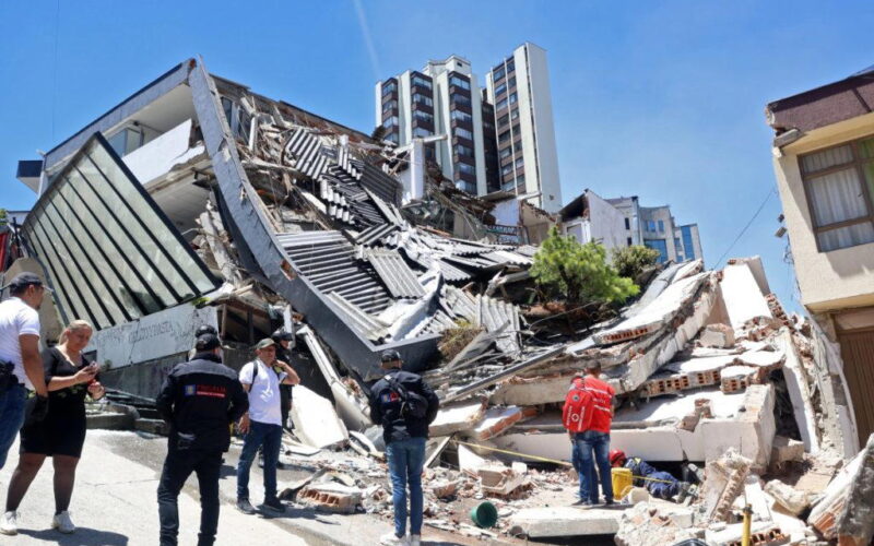 Colombia earthquake death toll jumps to 111; president declares emergency