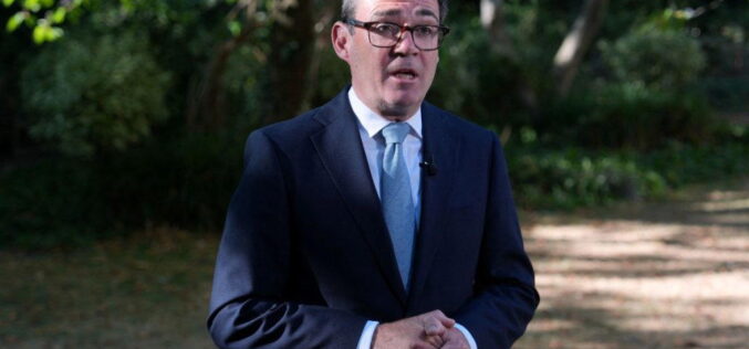 UK PM Burnham reopens divisive debate on rejoining EU