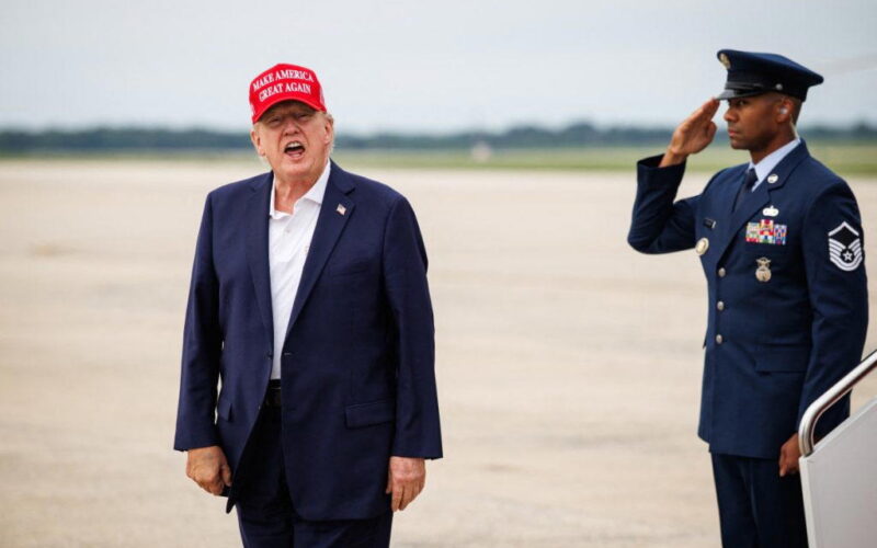 Trump threatens to bomb Oman if it gets in way of Iran deal