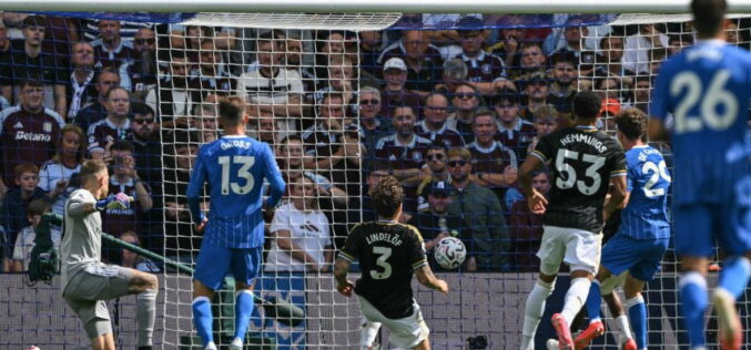 Brighton start Premier League season with 4-0 rout of Aston Villa